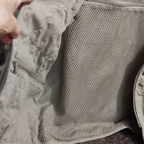 Field & Stream Beige Outdoor Gear - Picture 7 of 9